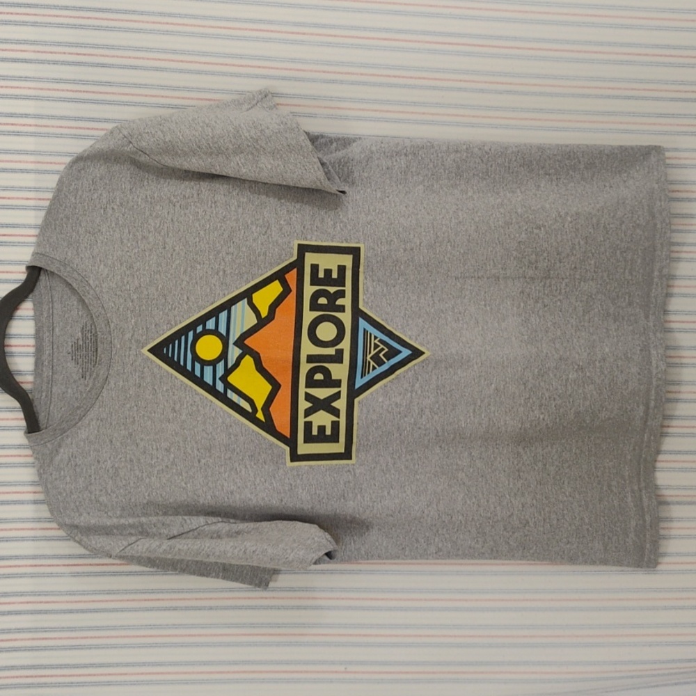 EXPLORE Men's Graphic T-Shirt L